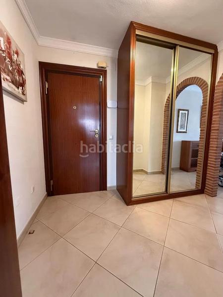 Foto 8f5e40d7-a843-4d1d-a140-e5f2c565fd89. Apartamento espectacular piso de 3 habitaciones, con terraza y piscina comunitaria. buena ubicación. una propiedad para disfrutar del clima d en Fuengirola