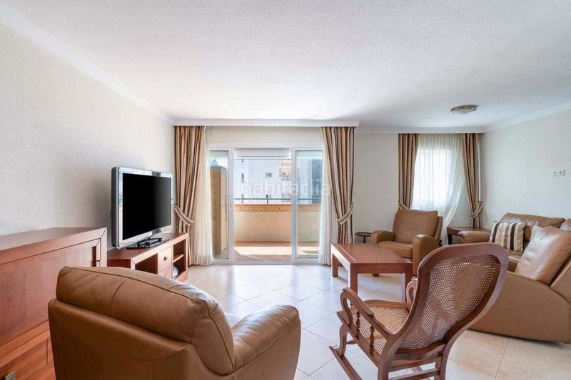 Foto c7cebdc7-e3ae-49f4-8f8e-9222928addc8. Apartamento espectacular piso de 3 habitaciones, con terraza y piscina comunitaria. buena ubicación. una propiedad para disfrutar del clima d en Fuengirola