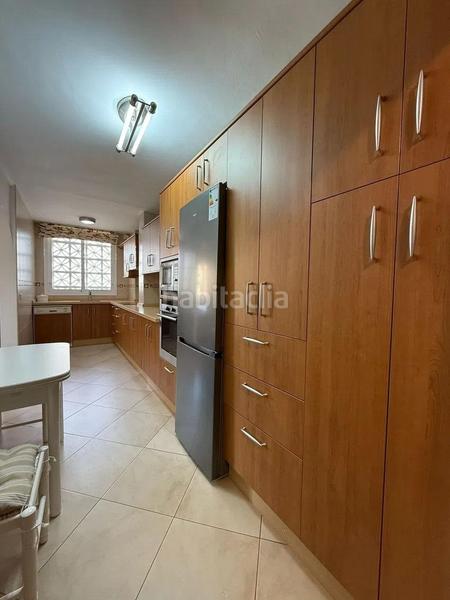 Foto cd703e6f-5086-46c9-91f4-2dd38a3ea02a. Apartamento espectacular piso de 3 habitaciones, con terraza y piscina comunitaria. buena ubicación. una propiedad para disfrutar del clima d en Fuengirola