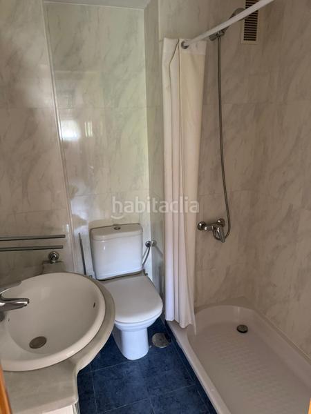 Foto 3050178f-dbae-4c33-a4a9-a11d4977c56c. Apartament amb aparcament piscina a La Carihuela - Los Nidos Torremolinos