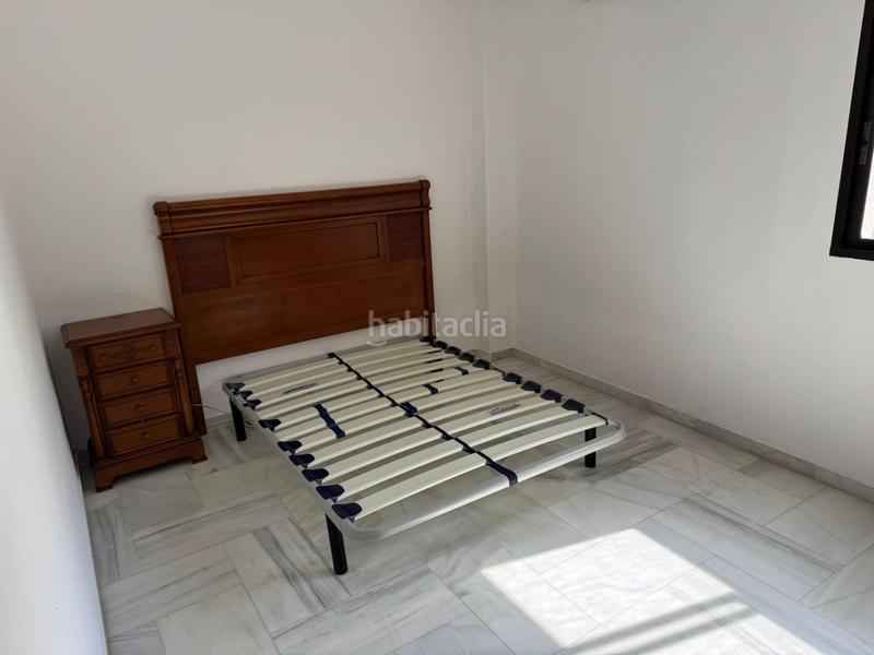 Foto 7961d803-0e72-42dd-bd52-9fe6bbd44ec9. Apartament amb aparcament piscina a La Carihuela - Los Nidos Torremolinos
