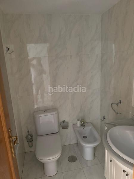 Foto c501b8b6-08b7-4ee2-b1c5-3ab40ca6c18d. Apartament amb aparcament piscina a La Carihuela - Los Nidos Torremolinos