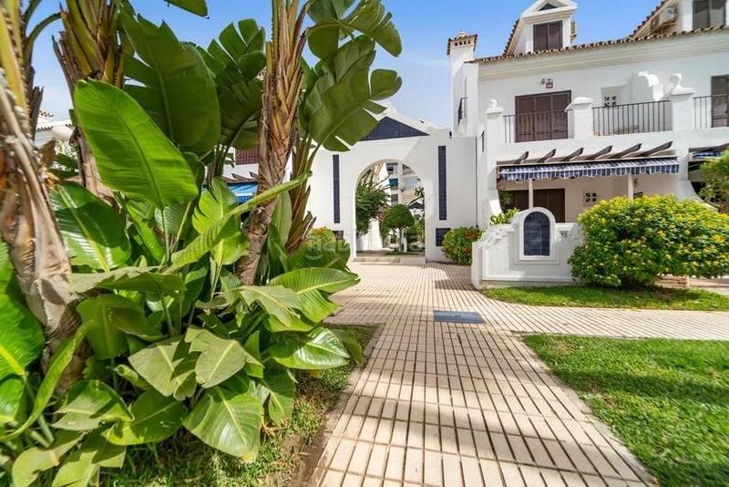 Foto 100b21b9-6136-4310-aa81-d2b39b6e3310. Piccolo appartamento con piscina in Castillo Sohail - Myramar Fuengirola