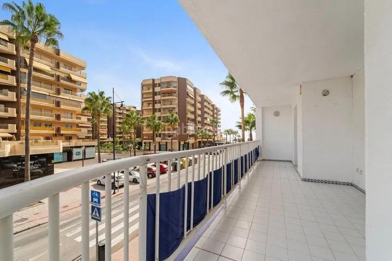 Foto cd6d1659-417d-4d54-bec2-de42b3b26184. Piccolo appartamento con piscina in Castillo Sohail - Myramar Fuengirola