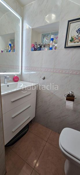 Foto 7519500e-2e7e-40f3-9f13-6cca0a9e72a9. Casa bifamiliare con riscaldamento parcheggio piscina in Málaga