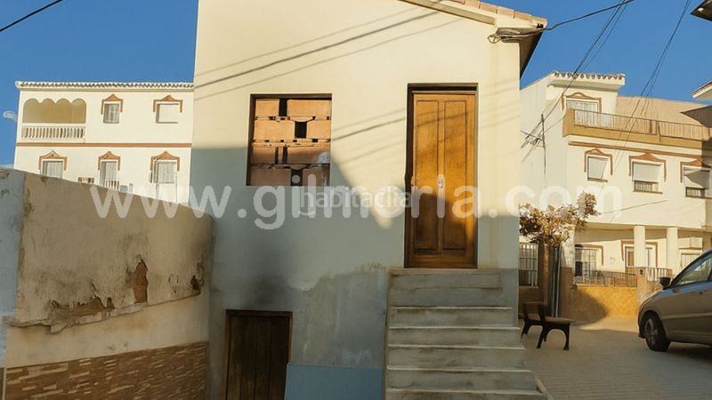 Foto 5ccd2efe-8288-42d2-b295-526c6640f860. Casa a Centro Histórico Vélez - Málaga