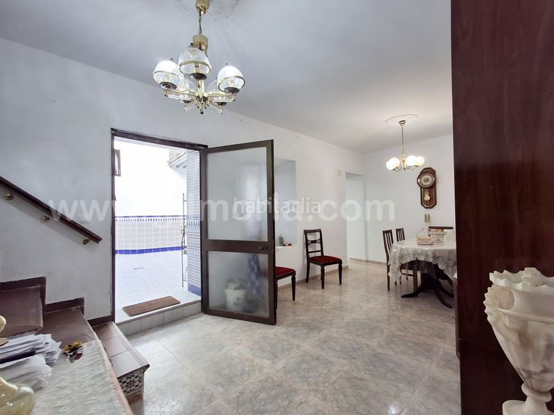 Foto 1618f621-7218-4759-b8ef-f23ef953c941. Casa a Hispanidad - Vivar Téllez Vélez - Málaga