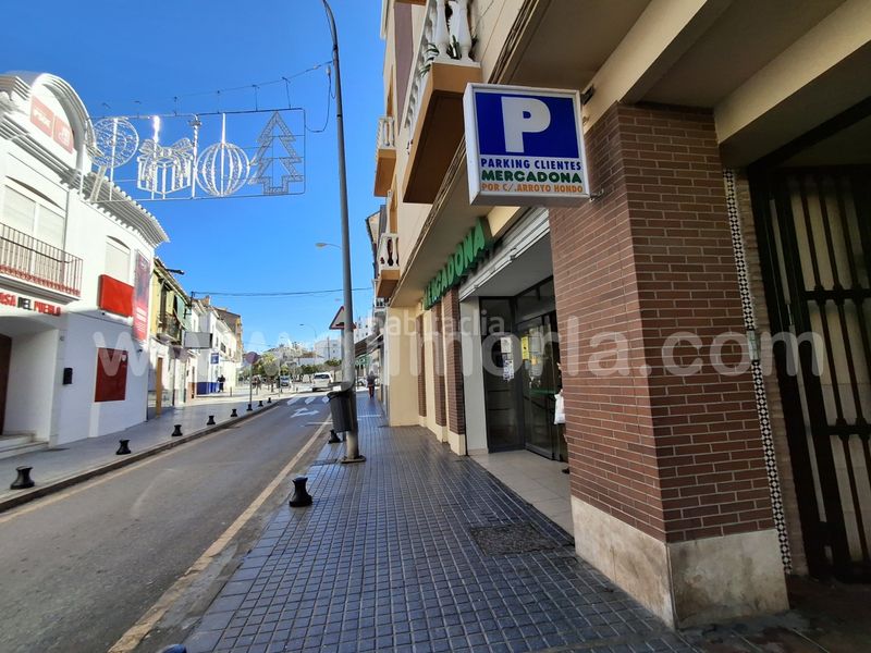 Foto c3b1a33c-1a65-4b11-822c-06ce5018fd9f. Casa a Hispanidad - Vivar Téllez Vélez - Málaga