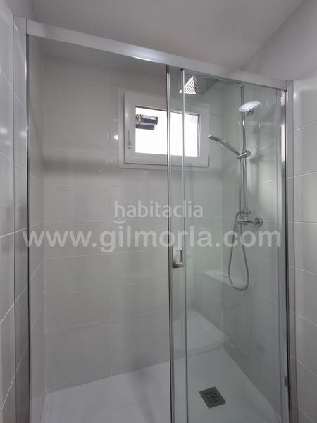 Foto c7036cca-5933-414c-9aa2-e6f5b580dd03. Casa a Hispanidad - Vivar Téllez Vélez - Málaga