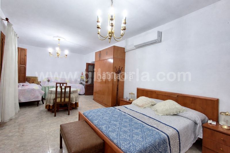Foto d626f00a-281e-4a30-b2b4-60899c75d0e9. Casa a Hispanidad - Vivar Téllez Vélez - Málaga
