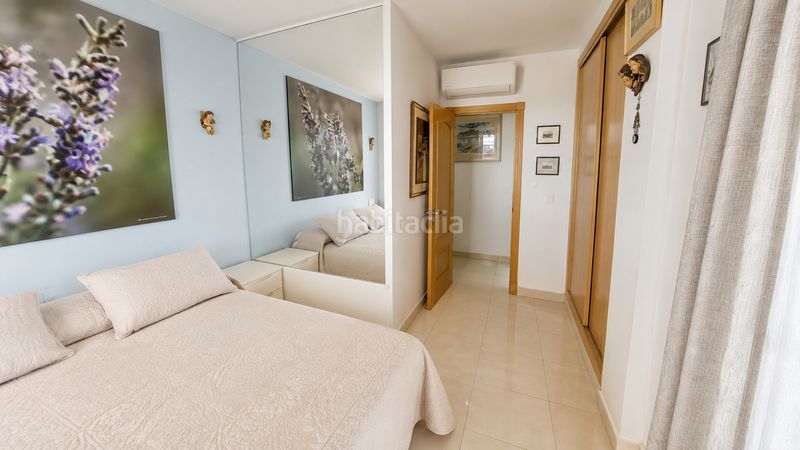 Foto d02e425f-2227-40d7-8ae9-233e88194721. Àtic amb xemeneia aparcament piscina a El Tomillar Torre del Mar
