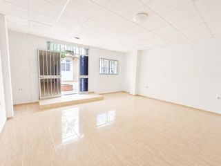 Alquiler Local Comercial  Calle canalejas. Local junto al centro