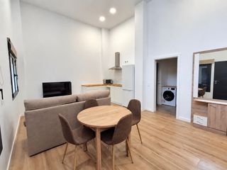 Rent Flat in Calle alcalde juan barranquero 9. Piso en planta baja totalmente a estrenar