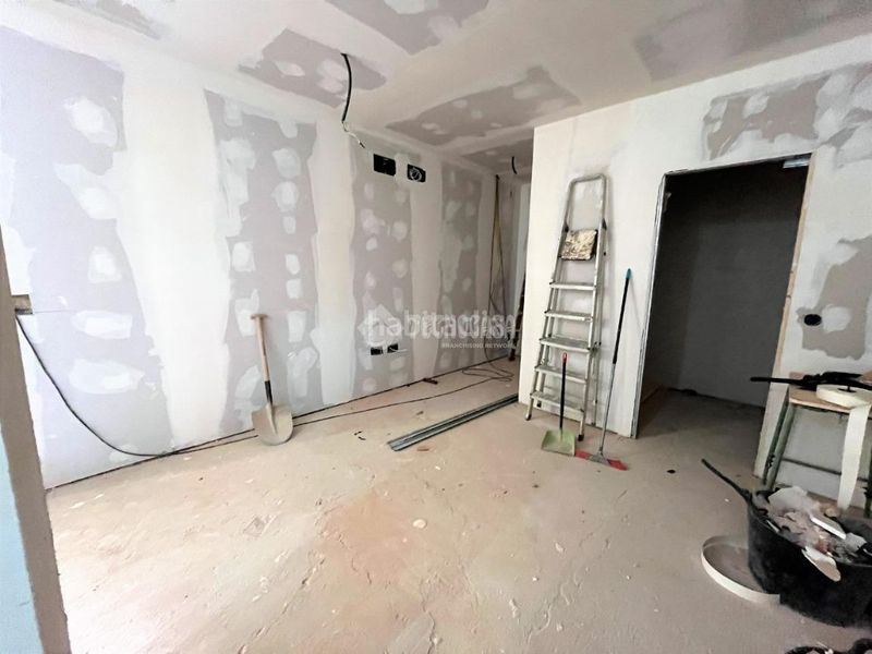 Foto a3a5ddc6-03c0-446c-bc58-28ec6a6f9aaa. Casa aparellada a Cobreros Viejo San Fernando