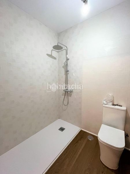 Foto a4bcd5cd-26c5-45a2-8b33-ed48dc8a16dc. Casa aparellada a Cobreros Viejo San Fernando