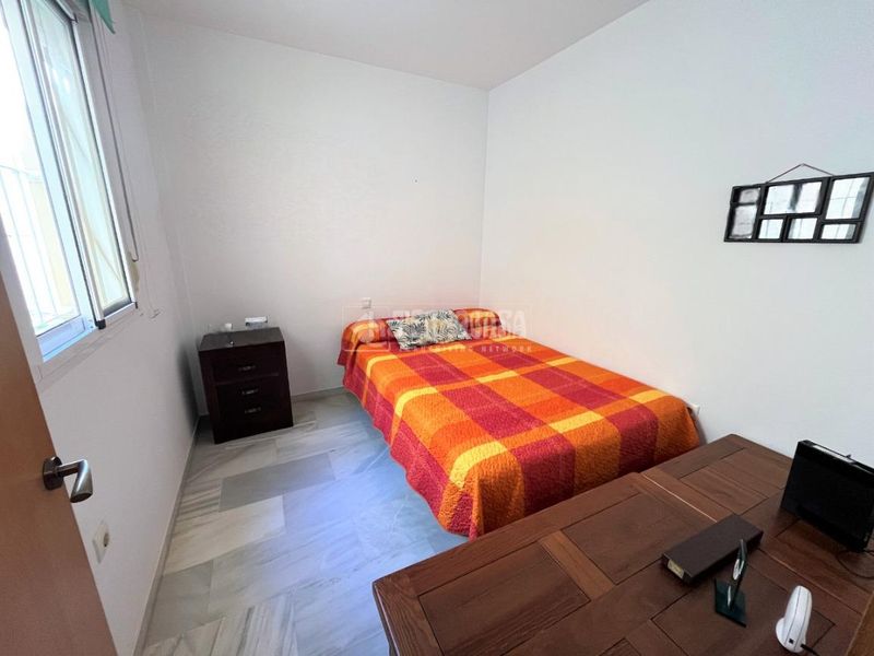 Foto 6dc8d50d-7e58-4da2-8100-a3f20b5c0eea. Casa aparellada a Camposoto - Gallineras San Fernando