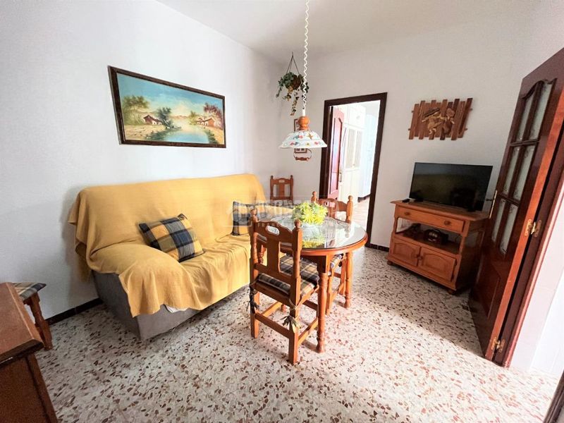 Foto 318b43a1-767c-4fd2-8f78-f86f5a7ab643. Casa aparellada amb aparcament a Camposoto - Gallineras San Fernando