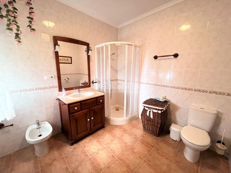 Foto 7be63d99-f263-45d6-91bb-86ce0e7e1724. Casa aparellada amb aparcament a Camposoto - Gallineras San Fernando