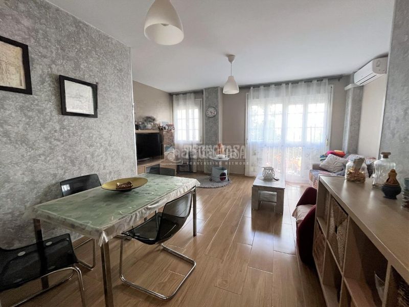 Foto 03c7c755-708b-47dc-a140-1cda4e6727bd. Piso  en venta en Camposoto - Gallineras San Fernando