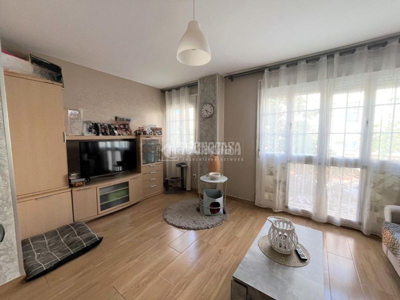 Foto 91bbe0fe-33bf-46e6-9ccb-d162ab687957. Piso  en venta en Camposoto - Gallineras San Fernando