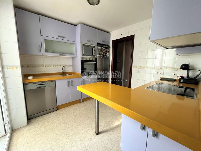 Foto 8251460e-5cb8-4d54-92da-9452532e4f11. Pis amb aparcament a Ronda del Estero San Fernando