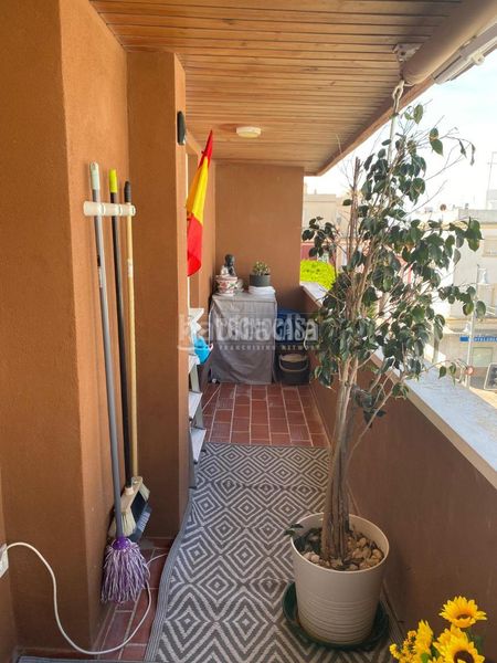 Foto 90d03d76-f38a-42b8-926d-ab833754589e. Pis amb calefacció aparcament a El Carmen San Fernando