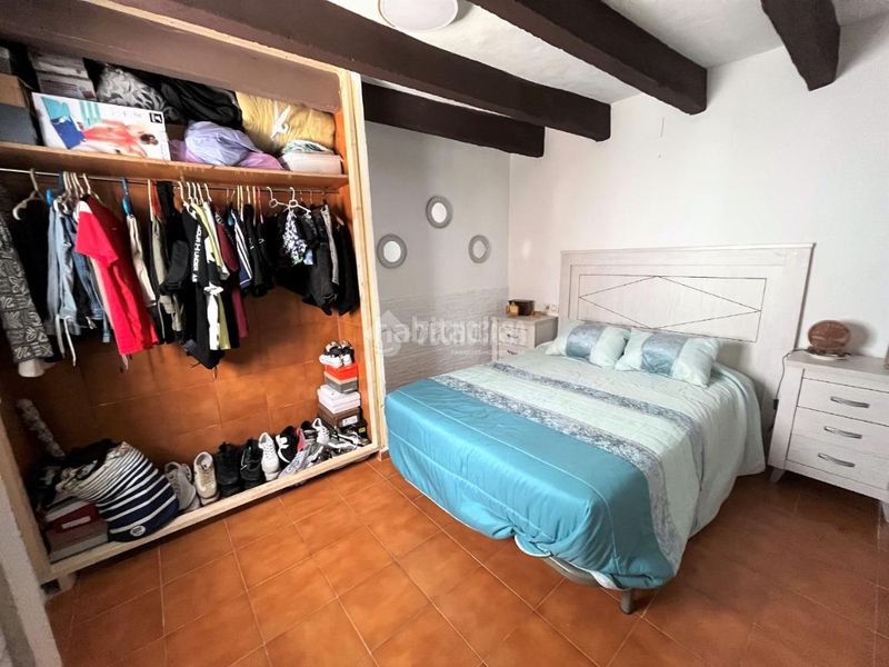 Foto 3bd446ff-8d1d-458c-a795-3744259f6507. Casa aparellada a Camposoto - Gallineras San Fernando