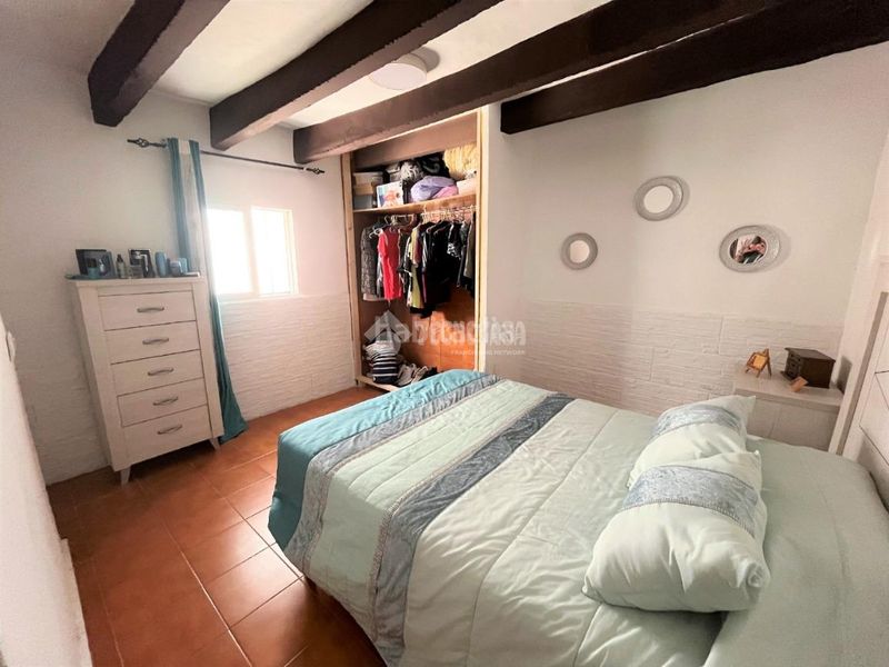 Foto 9eb54343-2848-49a2-ad94-12be263b5a54. Casa aparellada a Camposoto - Gallineras San Fernando