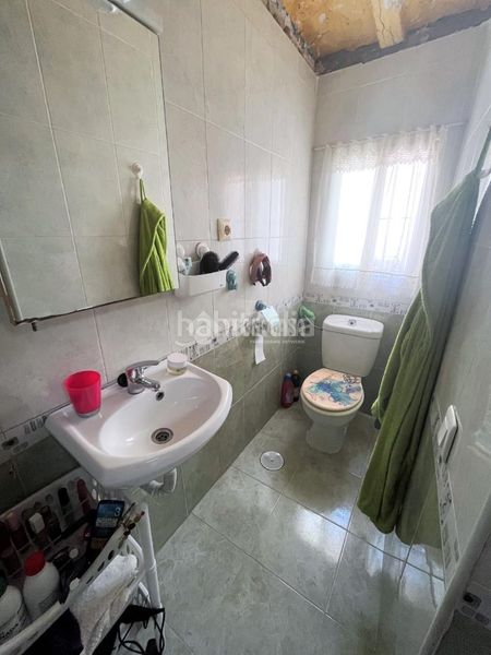 Foto ab945e2c-35fa-45b9-9043-3e9ddb0afac6. Casa aparellada a Camposoto - Gallineras San Fernando