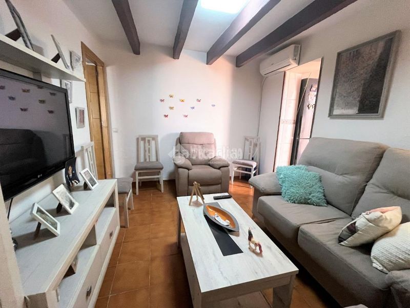 Foto bd09641b-5de2-4600-a3a5-07f596e65743. Casa aparellada a Camposoto - Gallineras San Fernando