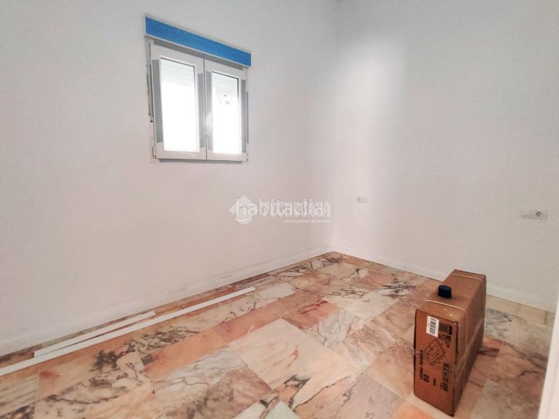 Foto 114294d7-87b0-48bb-adb1-eab0704497bf. Piso  en venta en Barriada de Andalucía - Ardila San Fernando