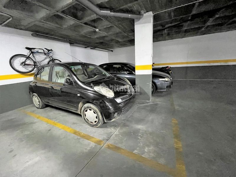 Foto be9759dd-629f-4d98-b42e-b2c98dbb6f38. Pis amb aparcament a Ronda del Estero San Fernando