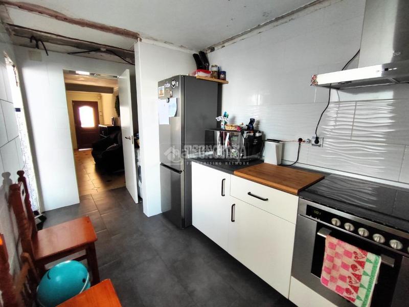 Foto 27415324-9607-4cd9-ac0e-29434fda54be. Casa bifamiliare in Barriada de Andalucía - Ardila San Fernando