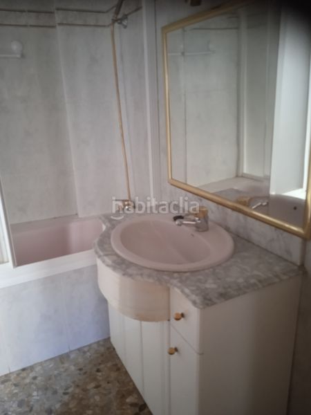 Foto f748fc34-cd7d-4d70-9a6b-f039e7ec973b. Casa amb xemeneia calefacció a Mallén