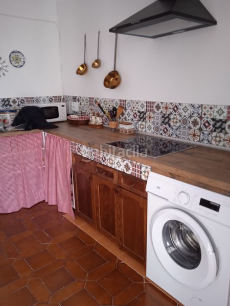 Foto 3e43d800-75d5-4dac-991e-69bb47204834. Casa amb xemeneia a Alcalá de Ebro