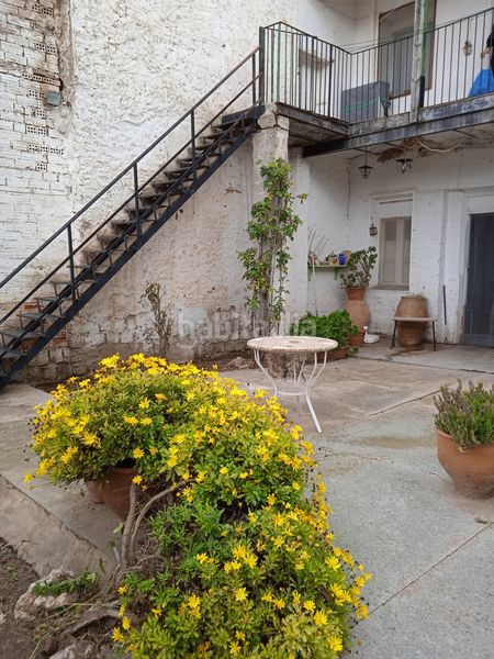 Foto 4a5e1a5f-57e0-42d3-aa5b-c977f1e9006d. Casa amb xemeneia a Alcalá de Ebro