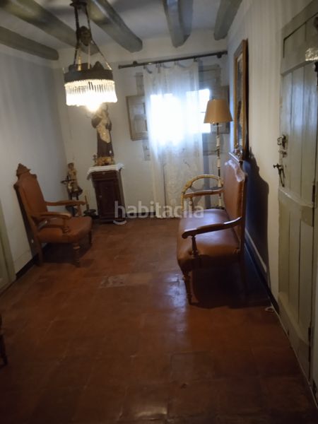 Foto b0c6688f-18d4-47a0-8e53-62b52313abcc. Casa amb xemeneia a Alcalá de Ebro