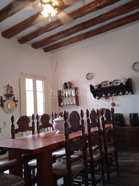 Foto c891c107-db22-457e-8f10-0448713d912f. Casa amb xemeneia a Alcalá de Ebro