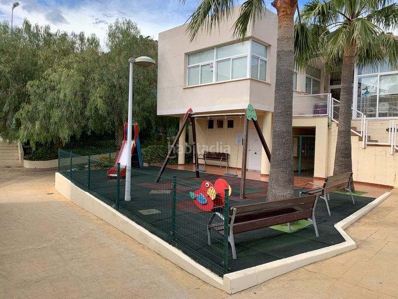 Foto cd7e9400-e00d-4c56-9c2b-25cc079322ac. Lloguer casa adossada amb calefacció aparcament piscina a Cullera