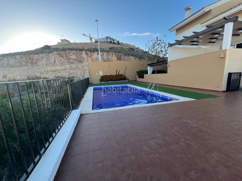 Foto 368077a4-409d-446c-ab31-79b3079794d2. Casa adossada amb calefacció aparcament piscina a Cullera