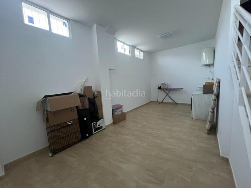 Foto 98be32e4-b54f-4602-bbbb-cbd102f6817e. Semi detached house with heating parking pool in pueblo de Cullera Cullera