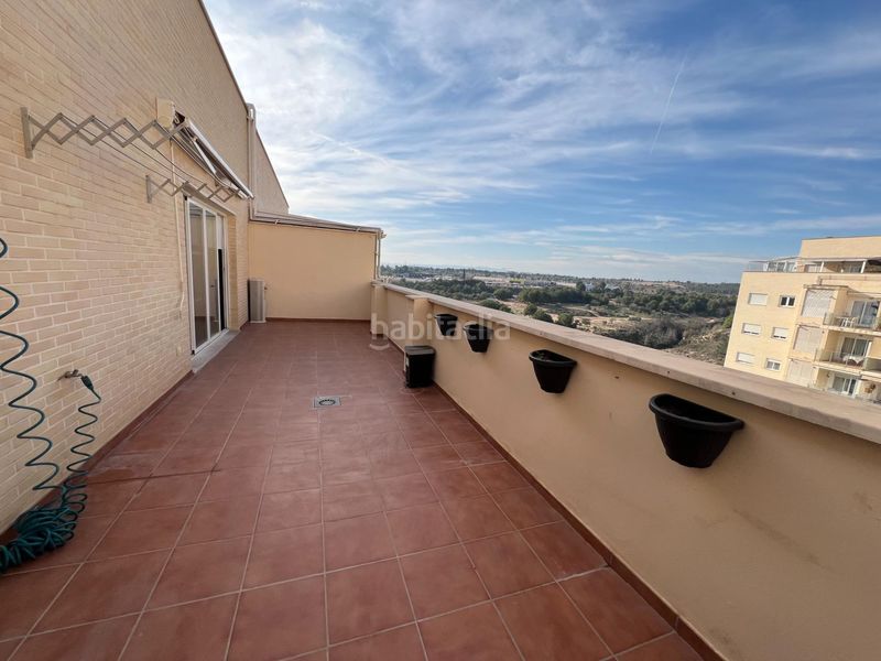Foto c5b20cfb-4595-4188-ae7e-00fb04d404ac. Lloguer àtic amb aparcament piscina a Valterna Paterna