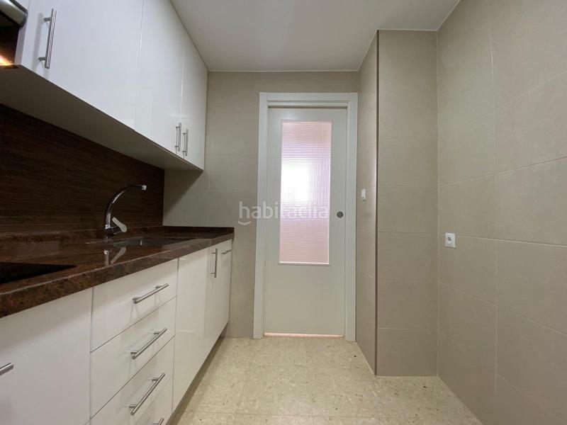 Foto 2f926f2b-e4f4-434d-b5b7-eb58647e9482. Apartamento moderno apartamento reformado , zona san antonio en Cullera