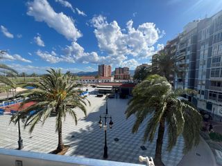 Apartament a Pueblo de Cullera. Excepcional propiedad en la plaza andrés piles de cullera