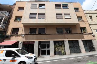 Etagenwohnung  Carrer del beat almató. Estupendo piso 79 m2 3 hsb vallcarca/parc creueta