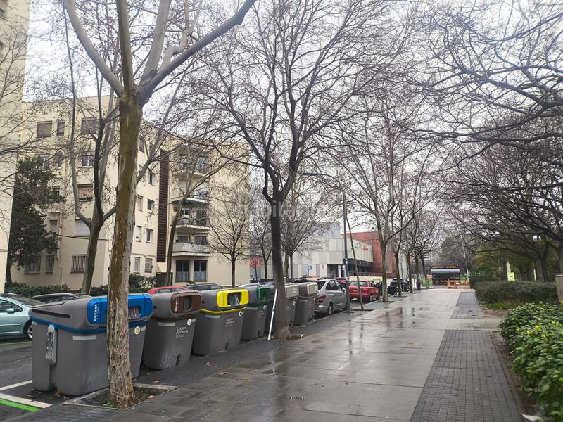 Foto 21c41727-5bbf-4307-8bee-531aa9b5e905. Pis amb xemeneia calefacció a Sant Martí de Provençals Barcelona