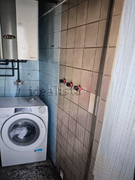 Foto 5906c46a-172c-4133-8767-637bfc9abb4d. Pis amb xemeneia calefacció a Sant Martí de Provençals Barcelona