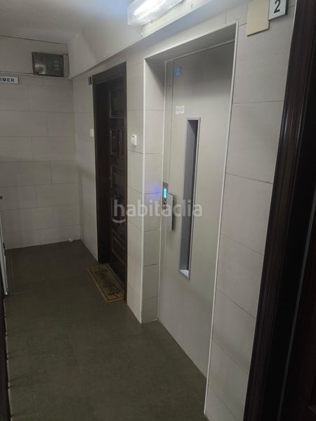 Foto ac3d2d5a-be42-437c-a4b8-0d3104caa44b. Pis amb xemeneia calefacció a Sant Martí de Provençals Barcelona