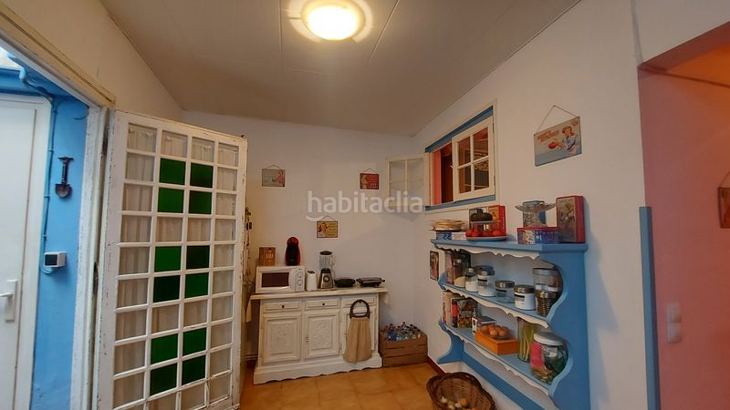 Foto 553a619d-89f1-4a57-9527-ab835852631b. Casa adossada amb xemeneia calefacció a Caldes d´Estrac