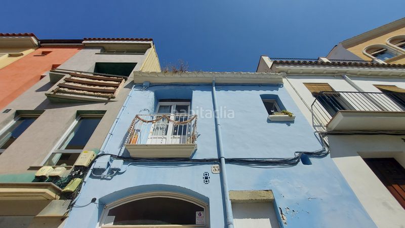 Foto f9636588-5944-491d-953c-31a0727c77ea. Casa adossada amb xemeneia calefacció a Caldes d´Estrac